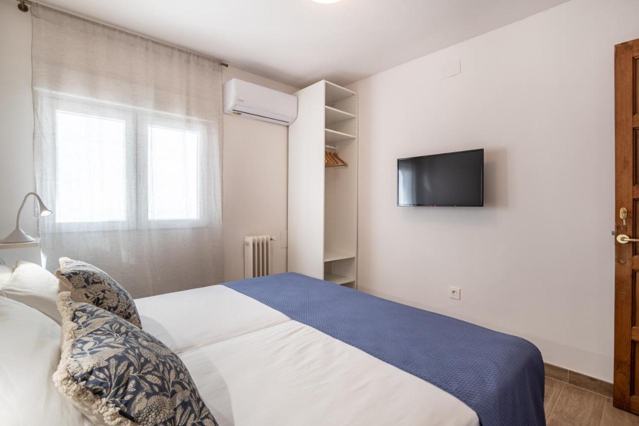 Bns Triunfo Centro Suites Granada Bagian luar foto