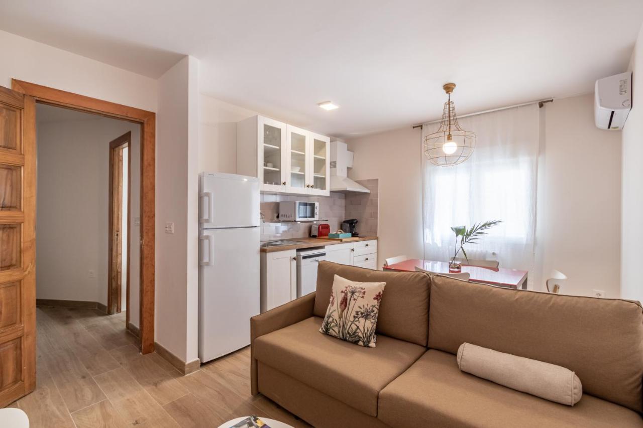 Bns Triunfo Centro Suites Granada Bagian luar foto