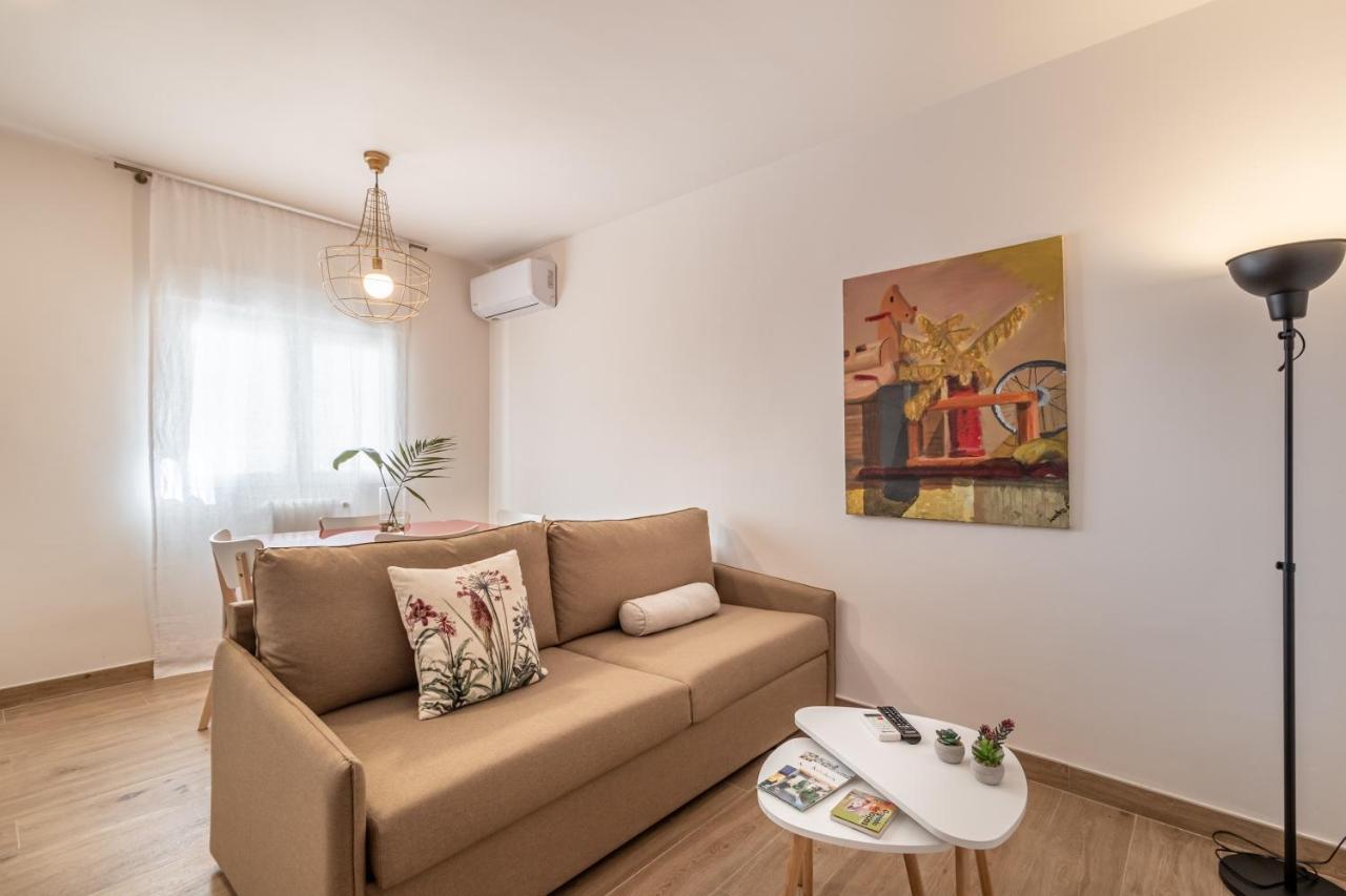 Bns Triunfo Centro Suites Granada Bagian luar foto